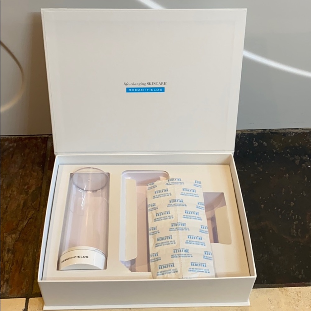 Rodan + Fields Cleansing Vial with Tablets NIB